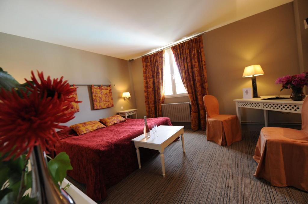 Hotel Spa Le Relais Du Bellay Montreuil-Bellay Rum bild
