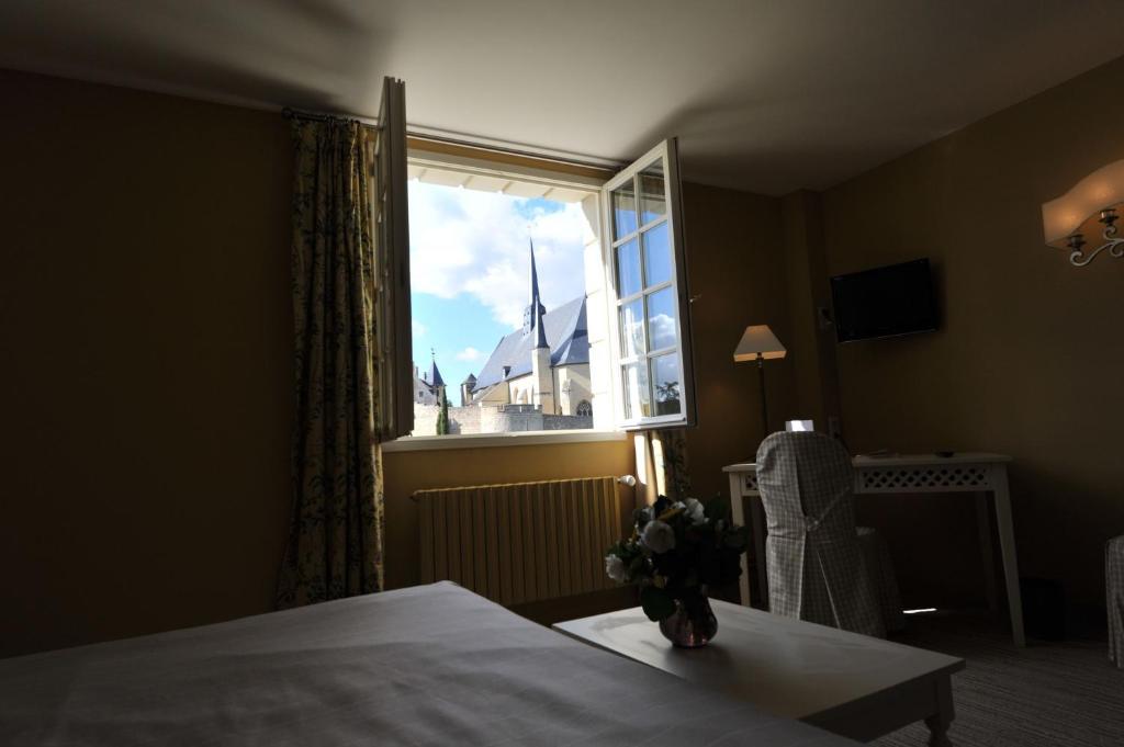 Hotel Spa Le Relais Du Bellay Montreuil-Bellay Rum bild