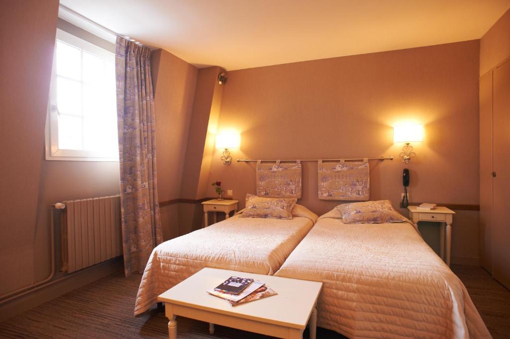 Hotel Spa Le Relais Du Bellay Montreuil-Bellay Rum bild