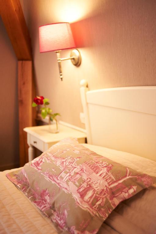 Hotel Spa Le Relais Du Bellay Montreuil-Bellay Rum bild
